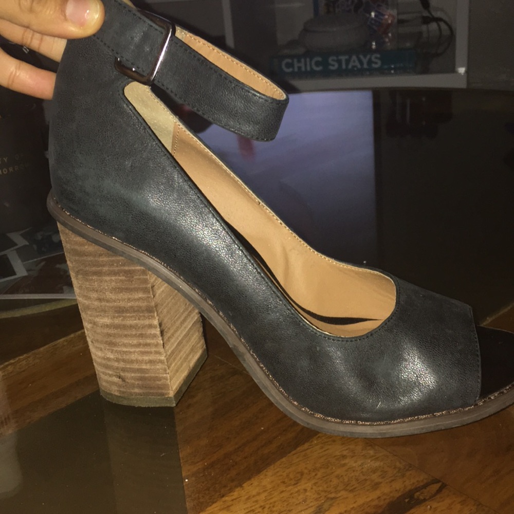 Kdb Open Toe Heels - image 3